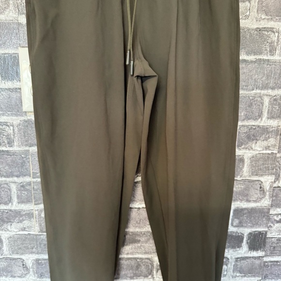 Lululemon Keep Moving Jogger olive green drawstring pockets - Picture 5 of 10